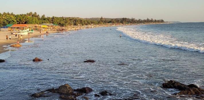 Madrid Home 2 Min Walk To Beach Arambol Exterior photo